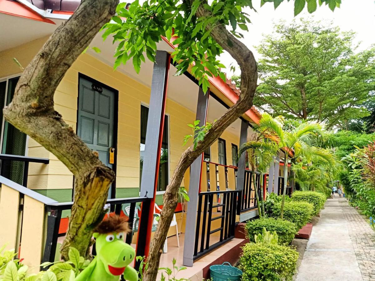 Chongkhao Resort- Phi Phi Island Екстер'єр фото